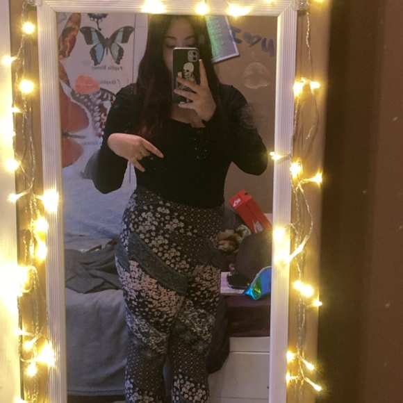 Meet your Posher, Lilly - Picture 1 of 1